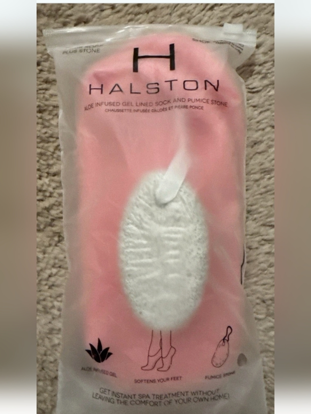 Halston Heritage Aloe Spa Socks Pumice Stone (BEA17) - Picture 4 of 6